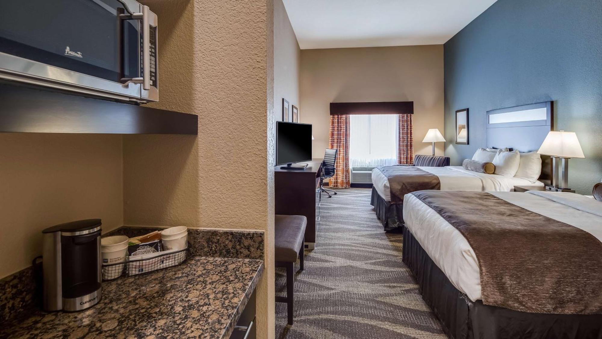 Best Western Plus Lake Jackson Inn & Suites Exterior photo